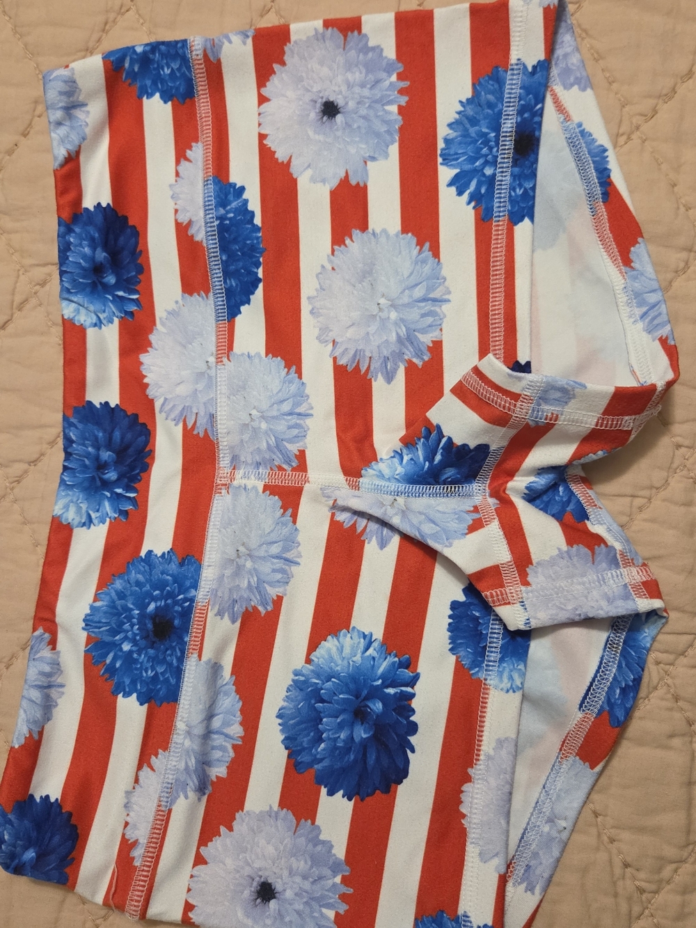 Fleo Red and White, Pompoms Stripe Athletic Shorts with Blue Floral Print